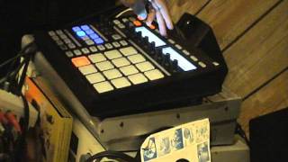 Maschine Tutorial (A Quick Guide to Beatmaking on Native Instruments Maschine)Part 1